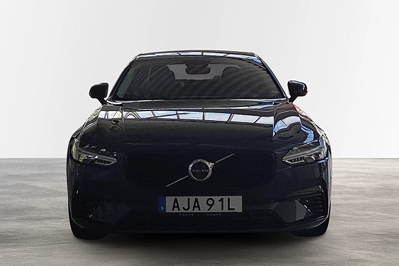 Volvo S90 8 of 26
