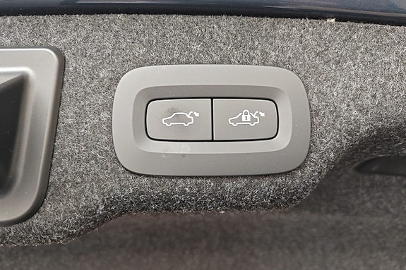 Volvo S90 23 of 26