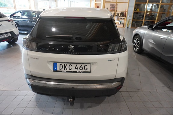 Peugeot 3008 4 of 8