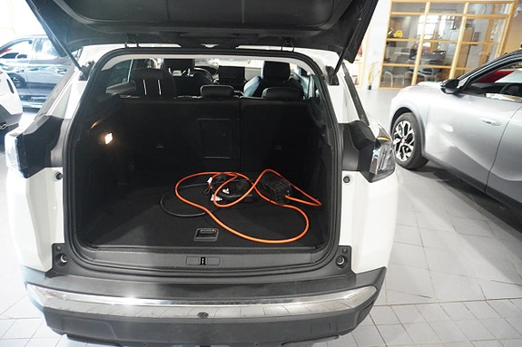 Peugeot 3008 5 of 8