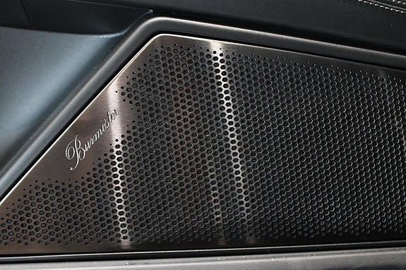 Porsche Cayenne Turbo 22 of 25