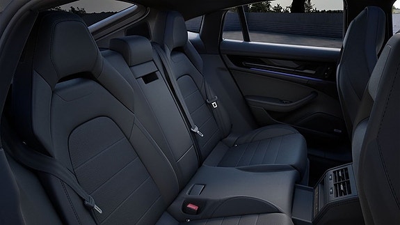 Porsche Panamera 4 10 of 10