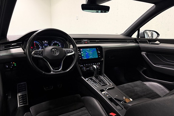 Volkswagen Passat 11 of 27