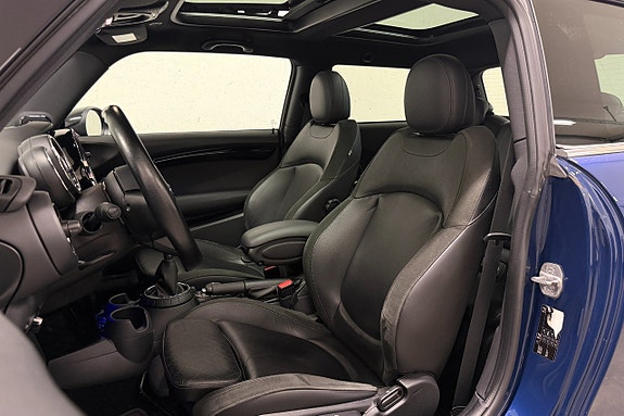MINI Cooper S 7 of 27