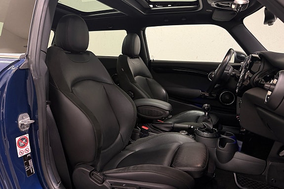 MINI Cooper S 26 of 27