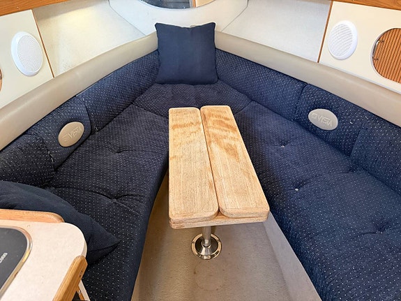 Four Winns Vista 238 | Volvo Penta V8 270hk 11 of 12