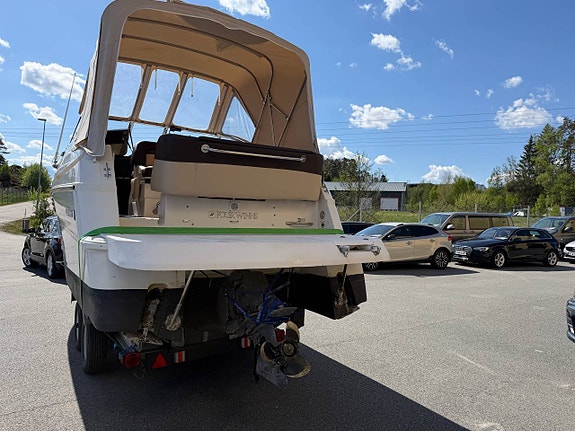 Four Winns Vista 238 | Volvo Penta V8 270hk 2 of 5