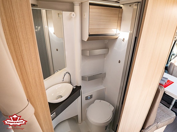 Adria COMPACT SL *Långbädd *Solcell *B-körkort 14 of 23