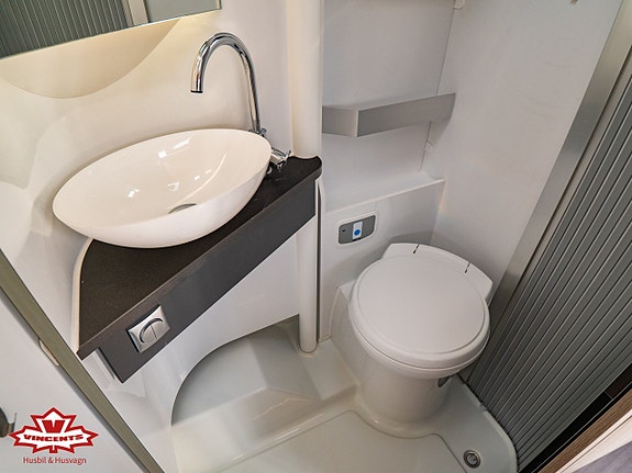 Adria COMPACT SL *Långbädd *Solcell *B-körkort 15 of 23