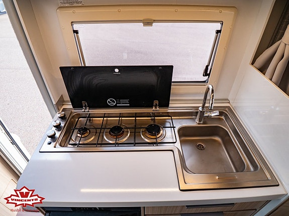 Adria COMPACT SL *Långbädd *Solcell *B-körkort 5 of 23