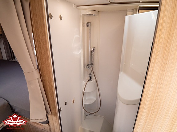 Adria COMPACT SL *Långbädd *Solcell *B-körkort 16 of 23