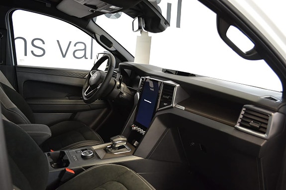 Volkswagen Amarok 6 of 10