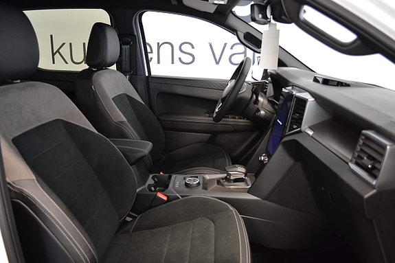 Volkswagen Amarok 5 of 10