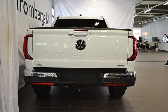 Volkswagen Amarok 3 of 10