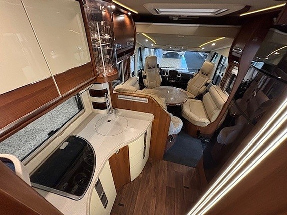 Carthago CHIC E-LINE I 51QB 14 of 17