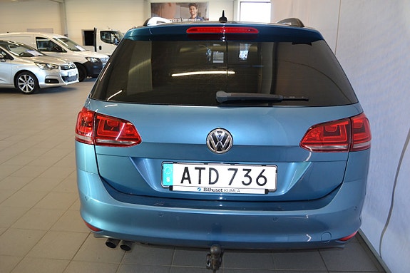 Volkswagen Golf VII 3 of 10