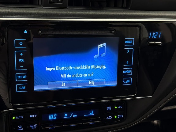 Toyota Auris 10 of 19