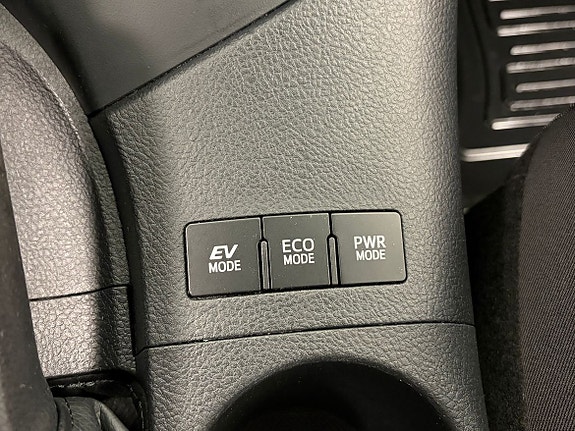 Toyota Auris 15 of 19