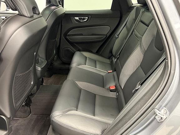 Volvo XC60 18 of 25