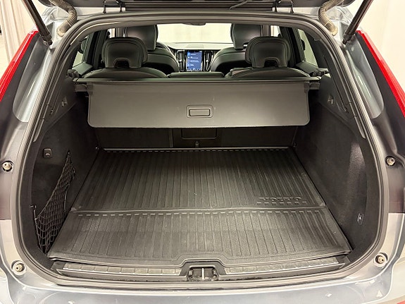 Volvo XC60 22 of 25