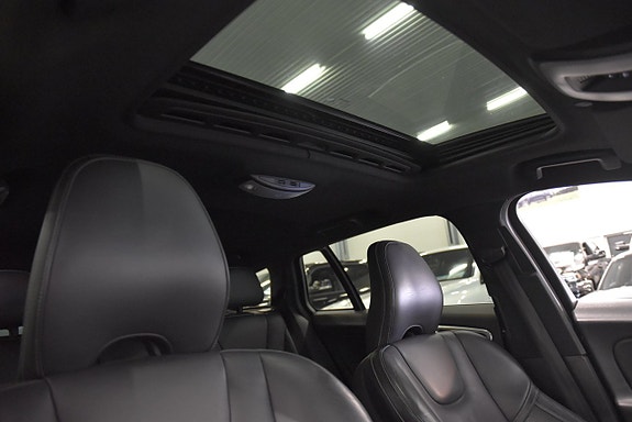 Volvo V60 13 of 21