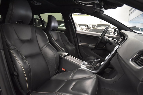 Volvo V60 12 of 21