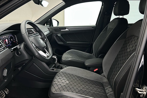 Volkswagen Tiguan 10 of 29