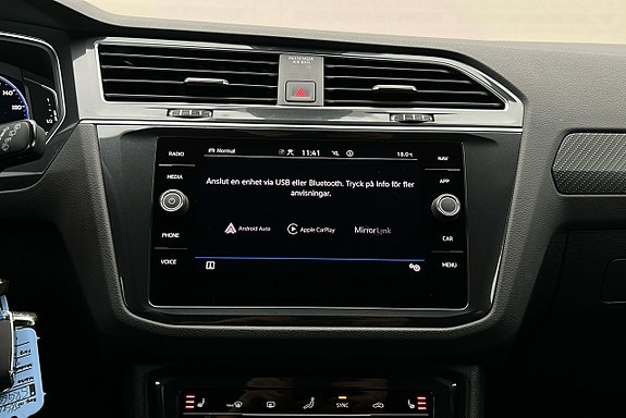 Volkswagen Tiguan 26 of 29