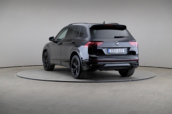Volkswagen Tiguan 2 of 29