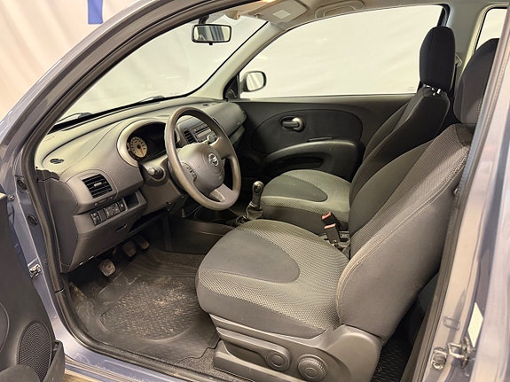 Nissan Micra 5 of 10