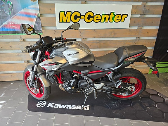 Kawasaki Z650 13 of 15