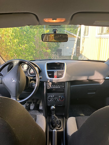 Peugeot 207 4 of 4