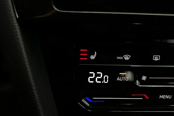 Volkswagen Passat 20 of 29
