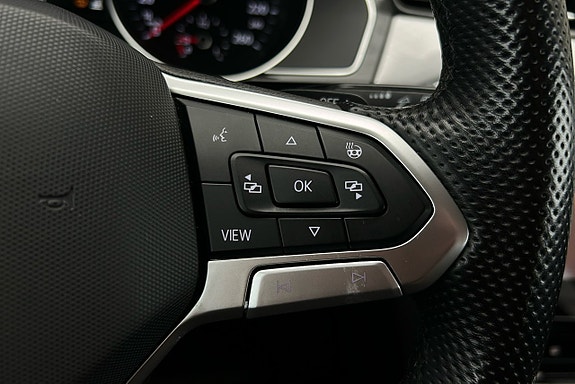 Volkswagen Passat 29 of 29
