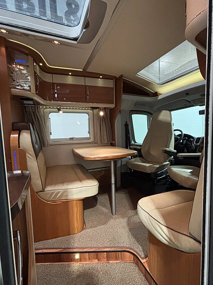 Hymer T 674 SL Star Edition Långbädd / 160 hk / Kamkedja / Dieselvärmare / Låga mil 22 of 22