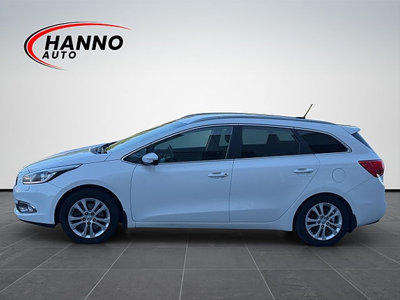 Kia Ceed 2 of 30