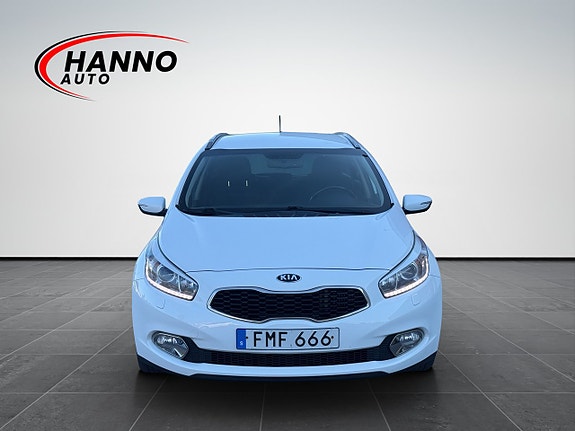 Kia Ceed 8 of 30
