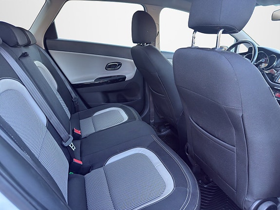 Kia Ceed 17 of 30