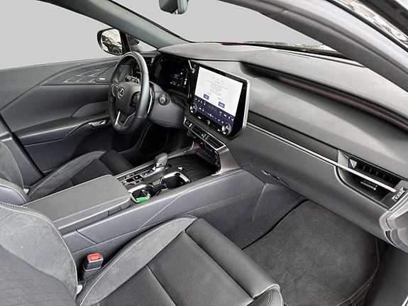Lexus RX450h 7 of 17
