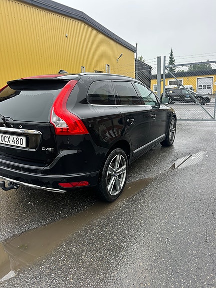 Volvo XC60 6 of 12