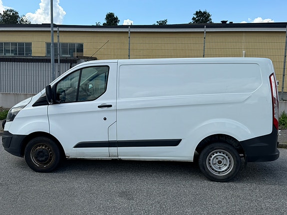 Ford Transit Custom 3 of 5