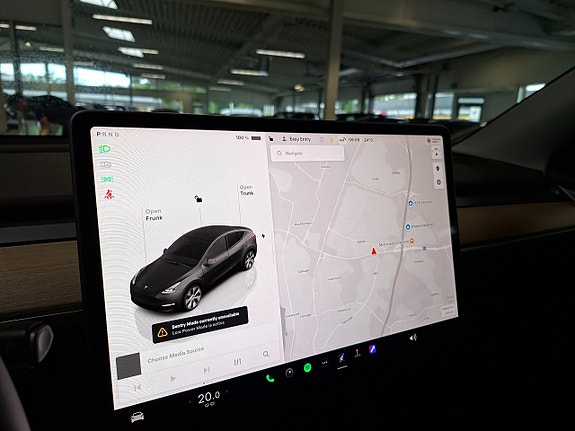 Tesla Model Y 19 of 21