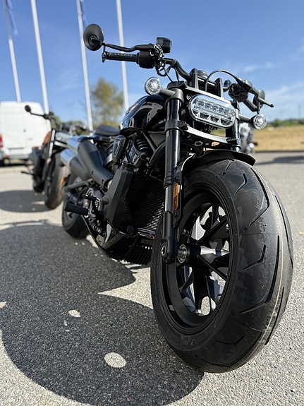Harley-Davidson Sportster S Finns i Butik - Demo 9 of 20