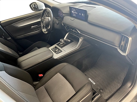 Mazda CX-60 13 of 18
