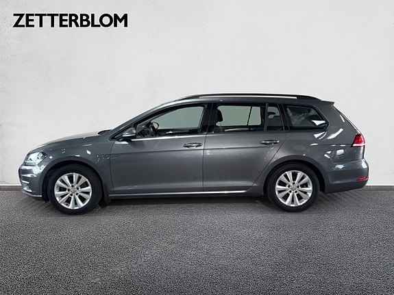Volkswagen Golf VII 2 of 15