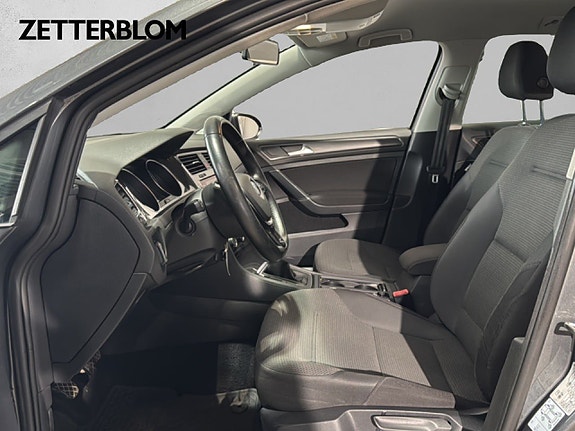Volkswagen Golf VII 7 of 15