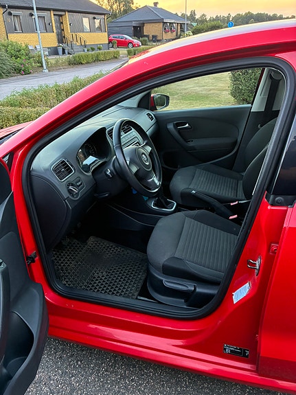 Volkswagen Polo 12 of 12