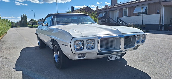 Pontiac Firebird 3 of 6