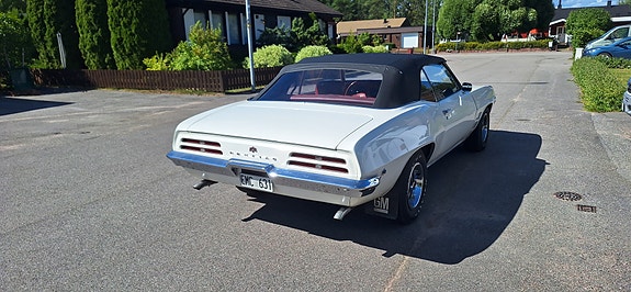 Pontiac Firebird 2 of 6