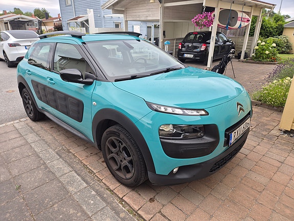 Citroen C4 Cactus 2 of 6